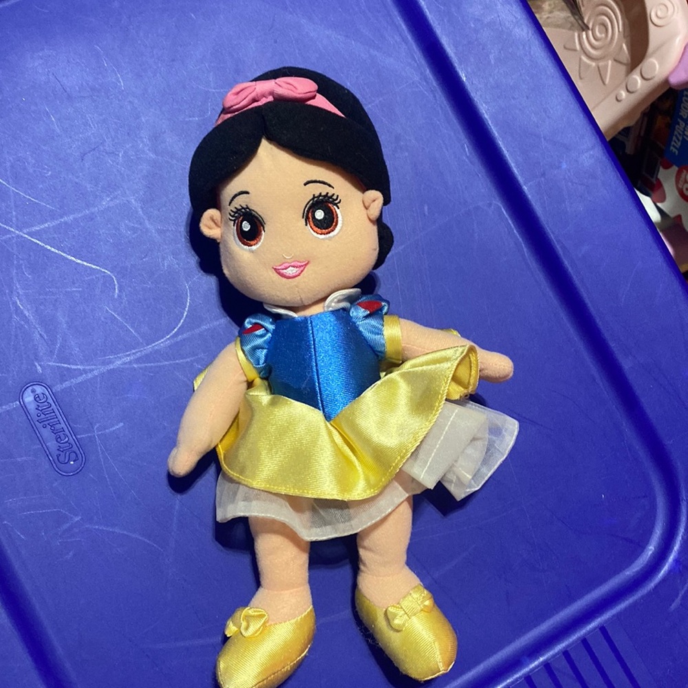 Disney Disher Price Snow White Doll